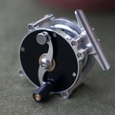 ZHUSROD レトロトラウトリール 耐腐食性 海水・淡水対応 フライリールバッグ付き