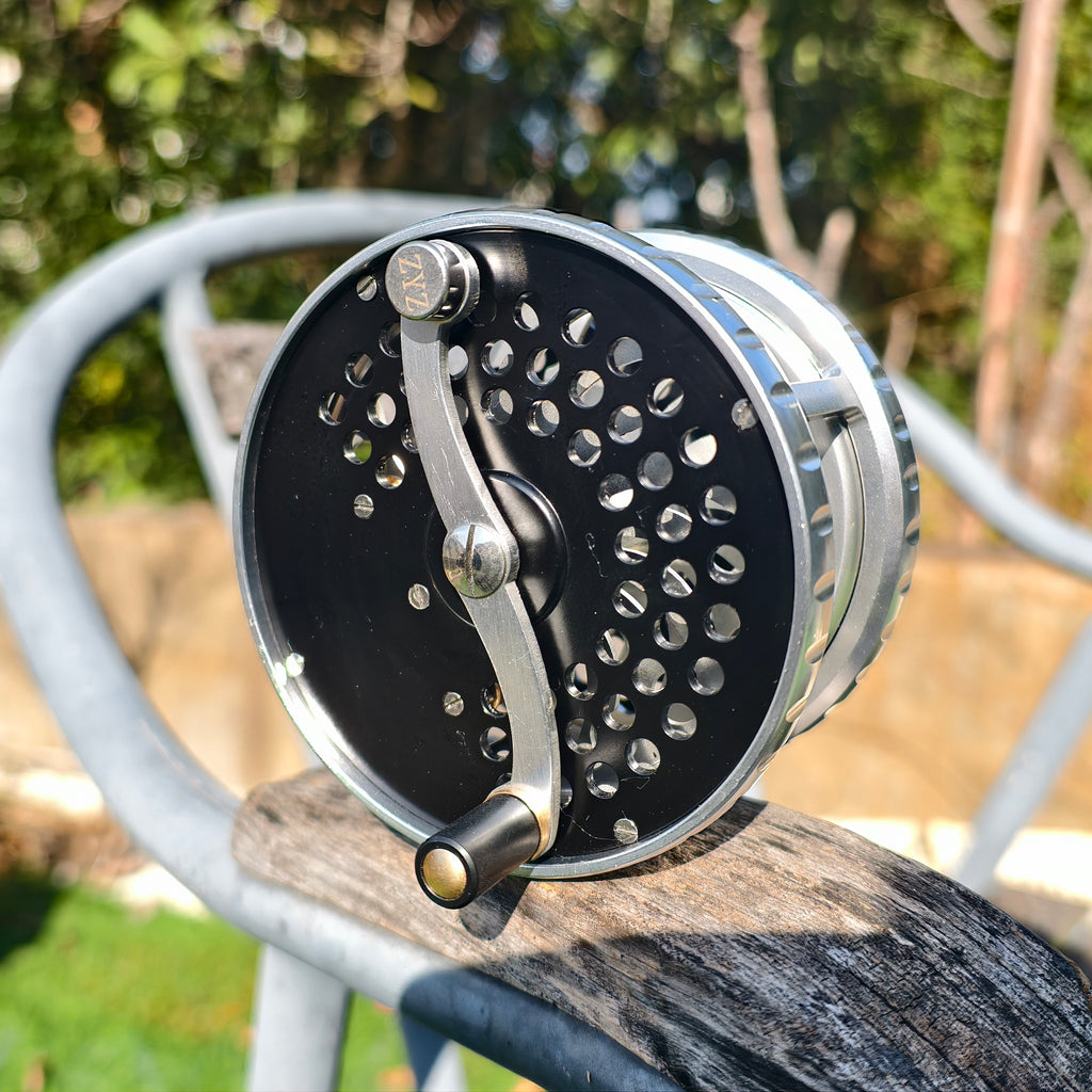 ZHUSROD Classic Fly Reel 4" fod 10/13wt 370g - Carbon Drag Aluminum Spey & Salmon Reel - Detail | ZHUSROD