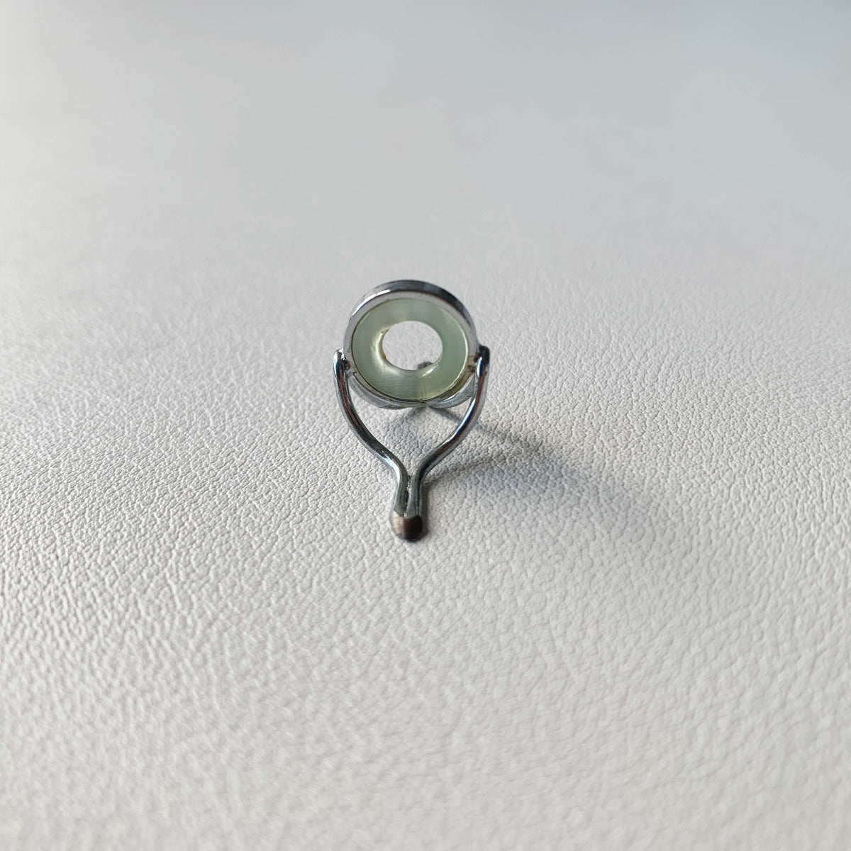 10mm Mint Green /Agate Fly Rod Stripping Guide / Bright Nickel Silver Frame | ZHUSROD Main image